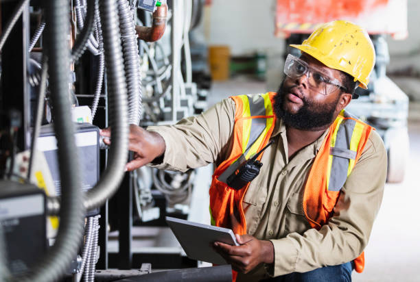 Best Commercial Electrician Services  in Linn, MO